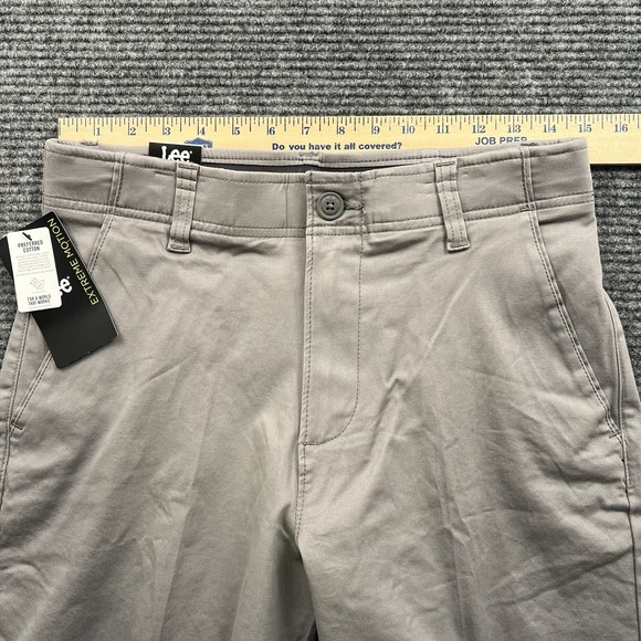 Lee Extreme Motion Mens Shorts Size 29 Tan Performance‎ Stretch NWT $39.99 - Picture 3 of 4